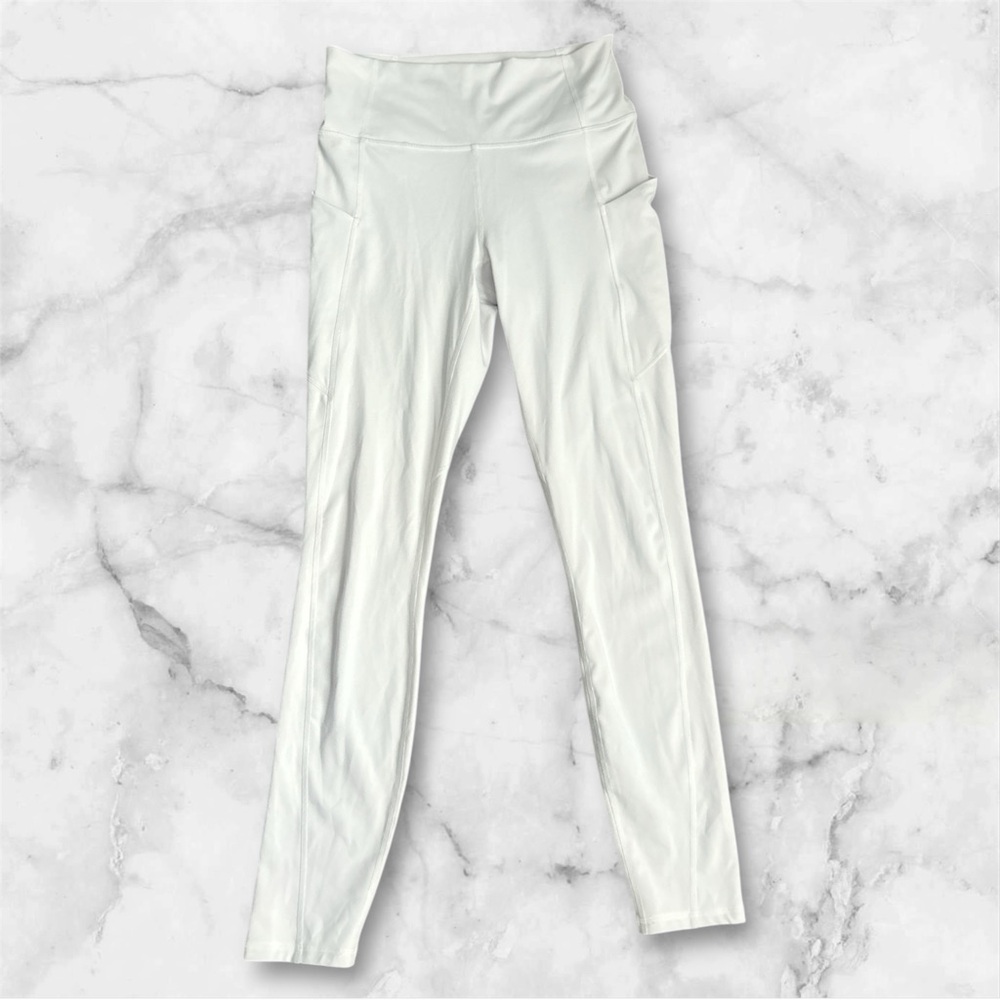 White Fabletics leggings